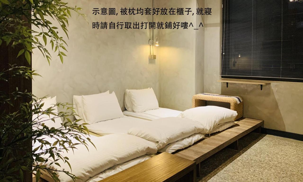 The Retro Tai-Pan Hotel Tainan Exterior photo